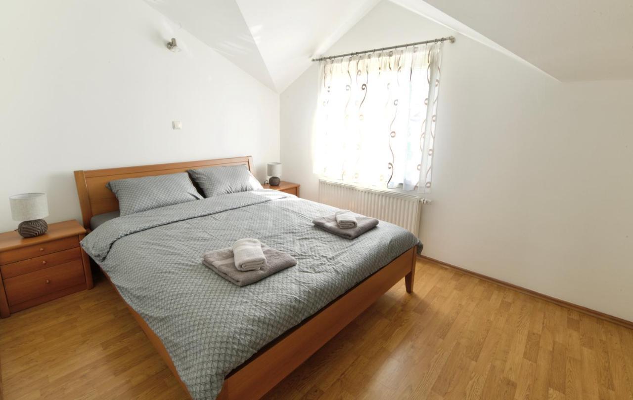 Villa Relax House Nizic Drazice Exterior foto
